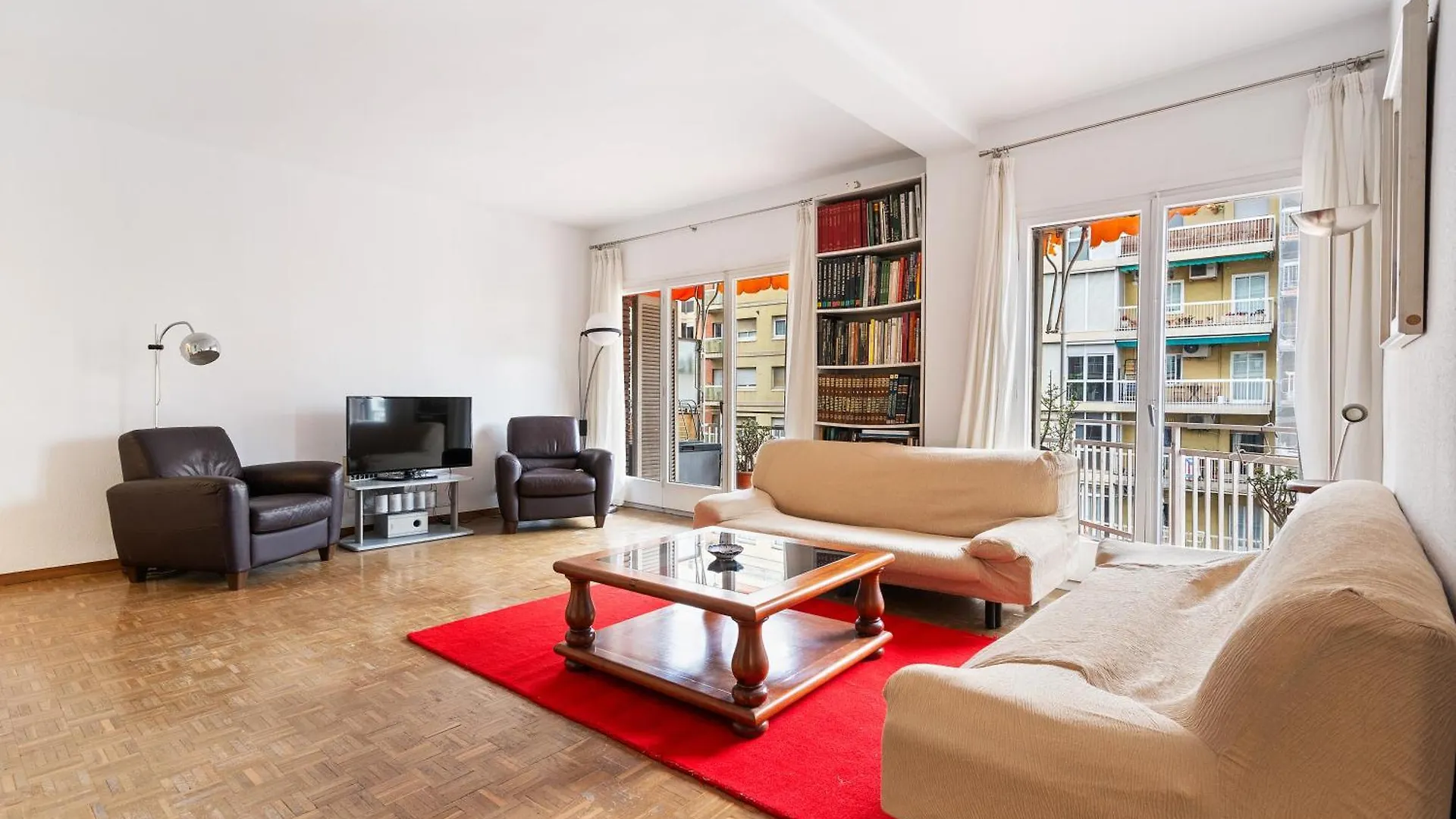 Appartamento Stunning 5Br Apt With Sagrada Familia Views Barcellona