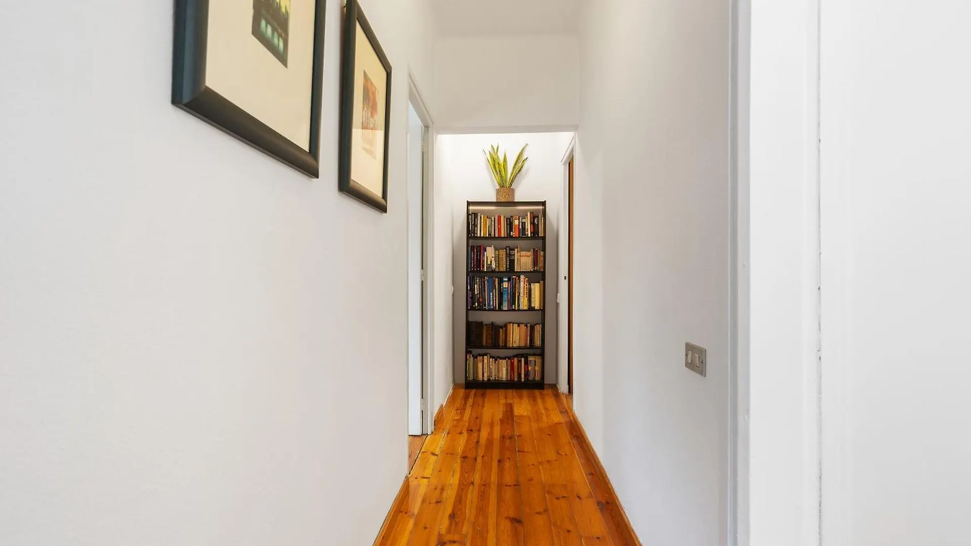 Appartamento Stunning 5Br Apt With Sagrada Familia Views Barcellona